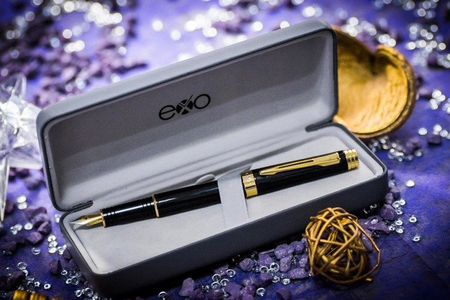 EXO SAGITTA PIÓRO CZARNY LAKIER ZŁOTY 1020.03 GTFB