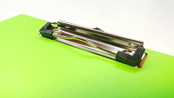 DESKA  A4 Z KLIPEM ZIELONA  913038-GN